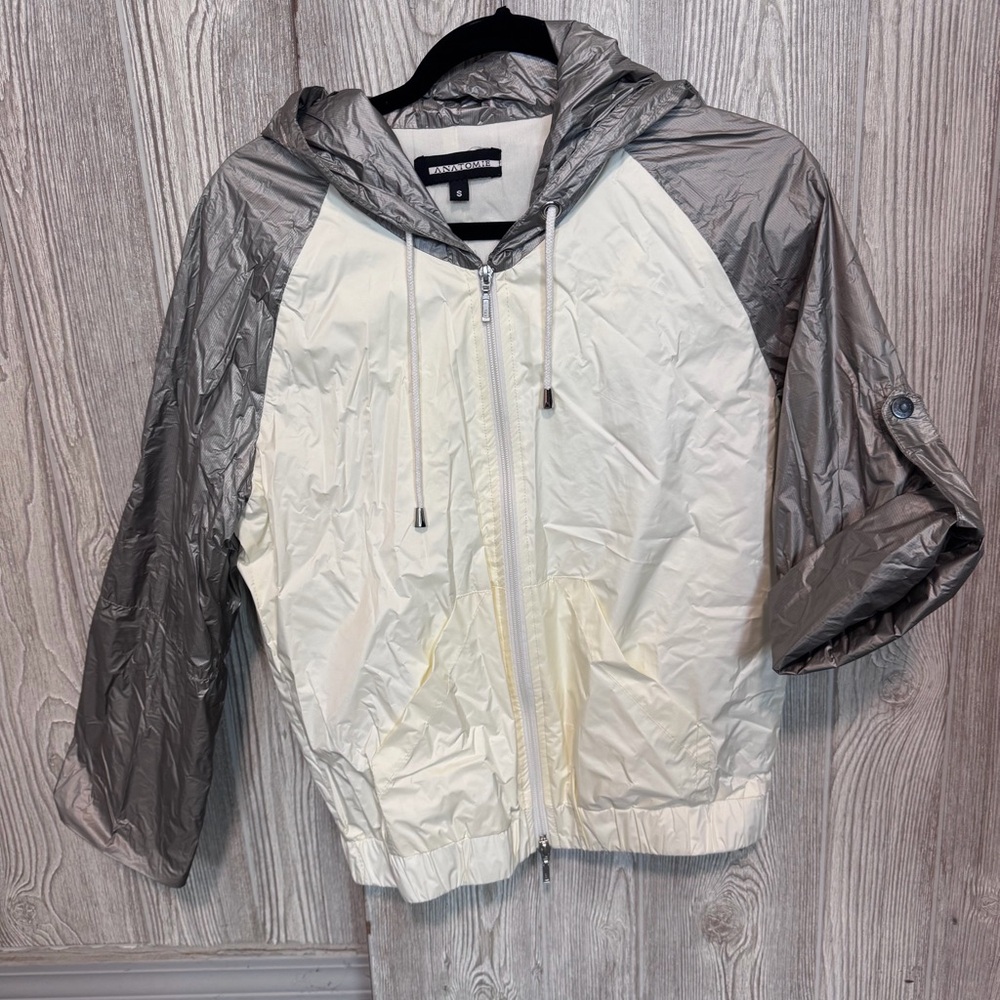 Anatomie Women's Hooded Jacket in Silver and Cream